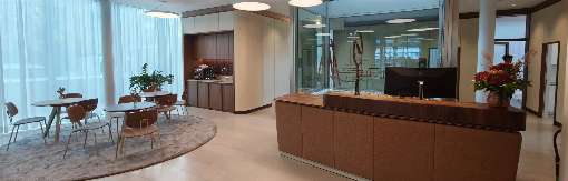 Images 1-5: This project proves that veneer doesn't just look great on large surfaces: 150 square metres of American walnut add a very special touch to the Raiffeisenbank Therwil. Photos: Images 2025 � Raiffeisenbank Leimental, Zwicky Carpentry